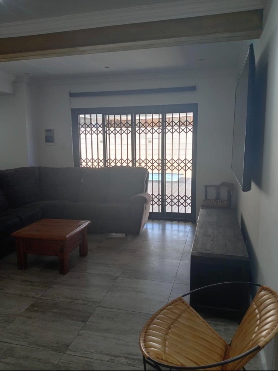 4 Bedroom Property for Sale in Noorsekloof Eastern Cape